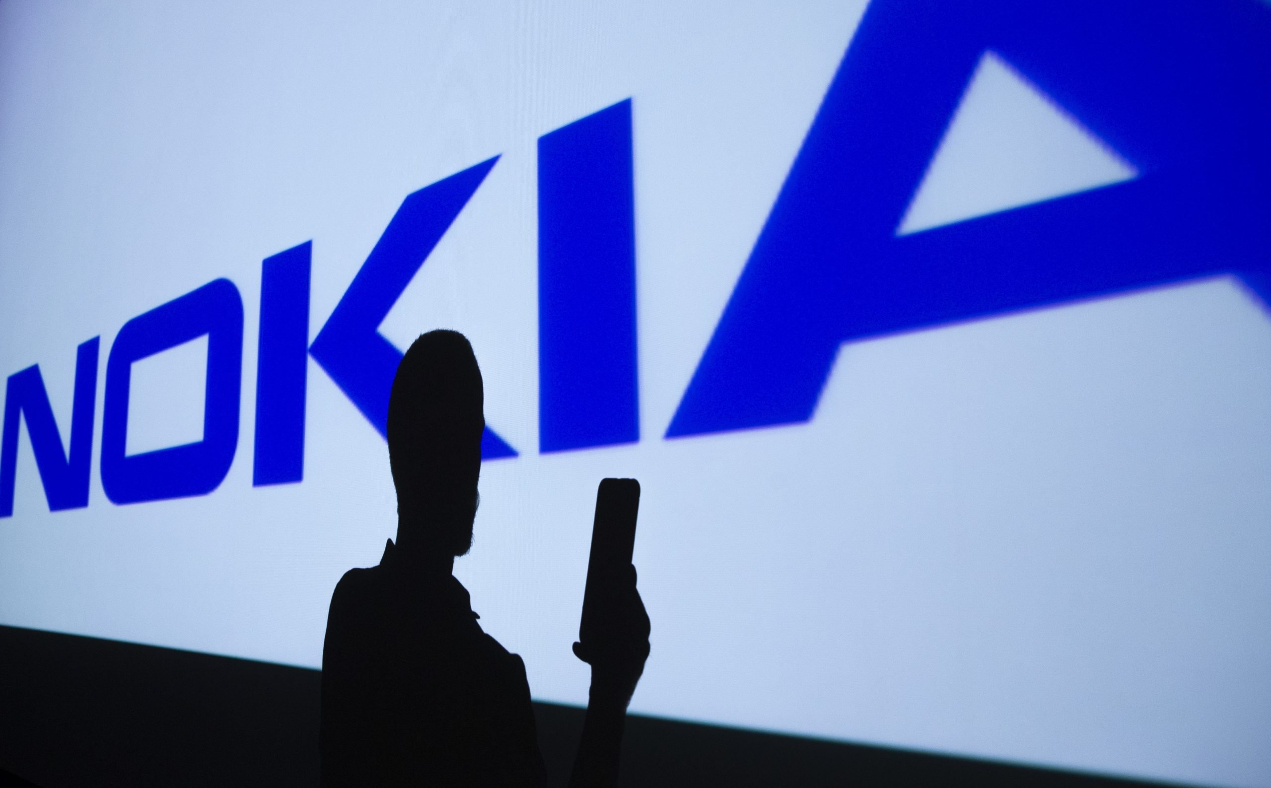[ad_1] Finanțarea Nokia de până la 870 de milioane de euro, acordată de Banca Europeană de Investiții, vizează dezvoltarea tehnologiilor mobile de generație următoare