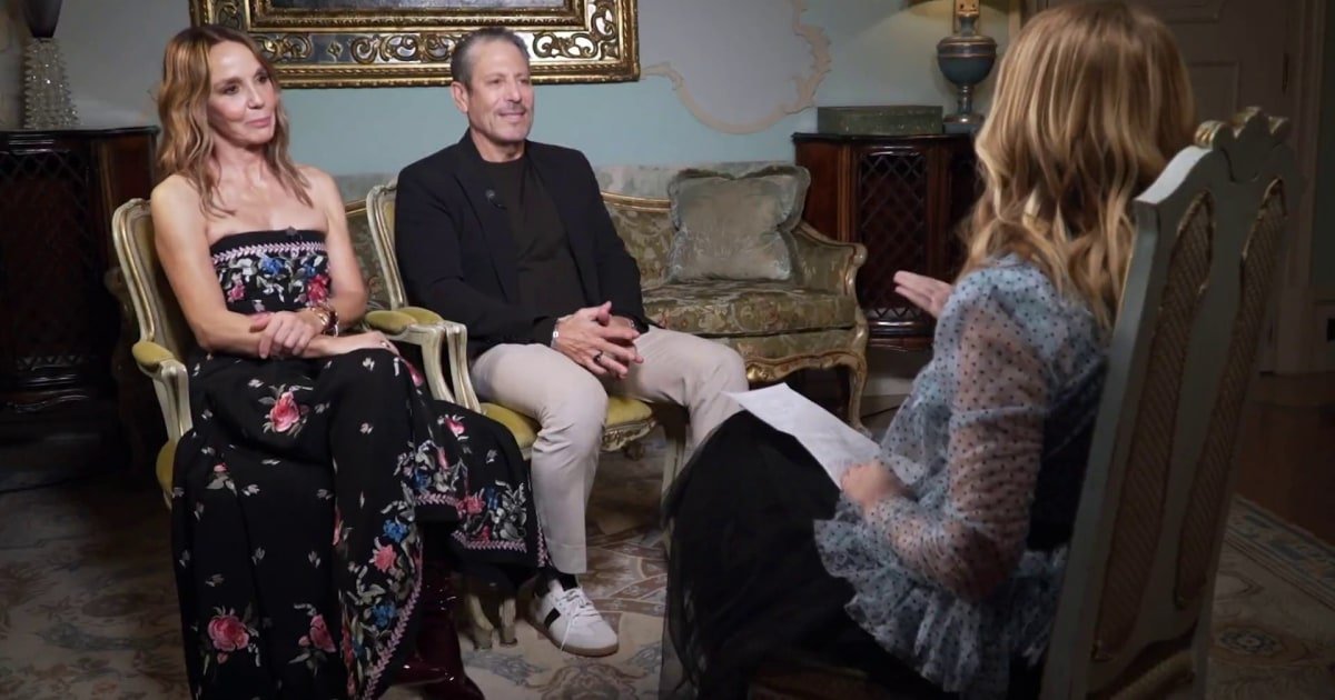 [ad_1] Emily in Paris revine cu sezonul 5, iar creatorul Darren Star și distribuţia principală – Lily Collins, Ashley Park și Philippine Leroy‑Beaulieu – au dezvăluit detalii exclusive în cadrul emisiunii TODAY