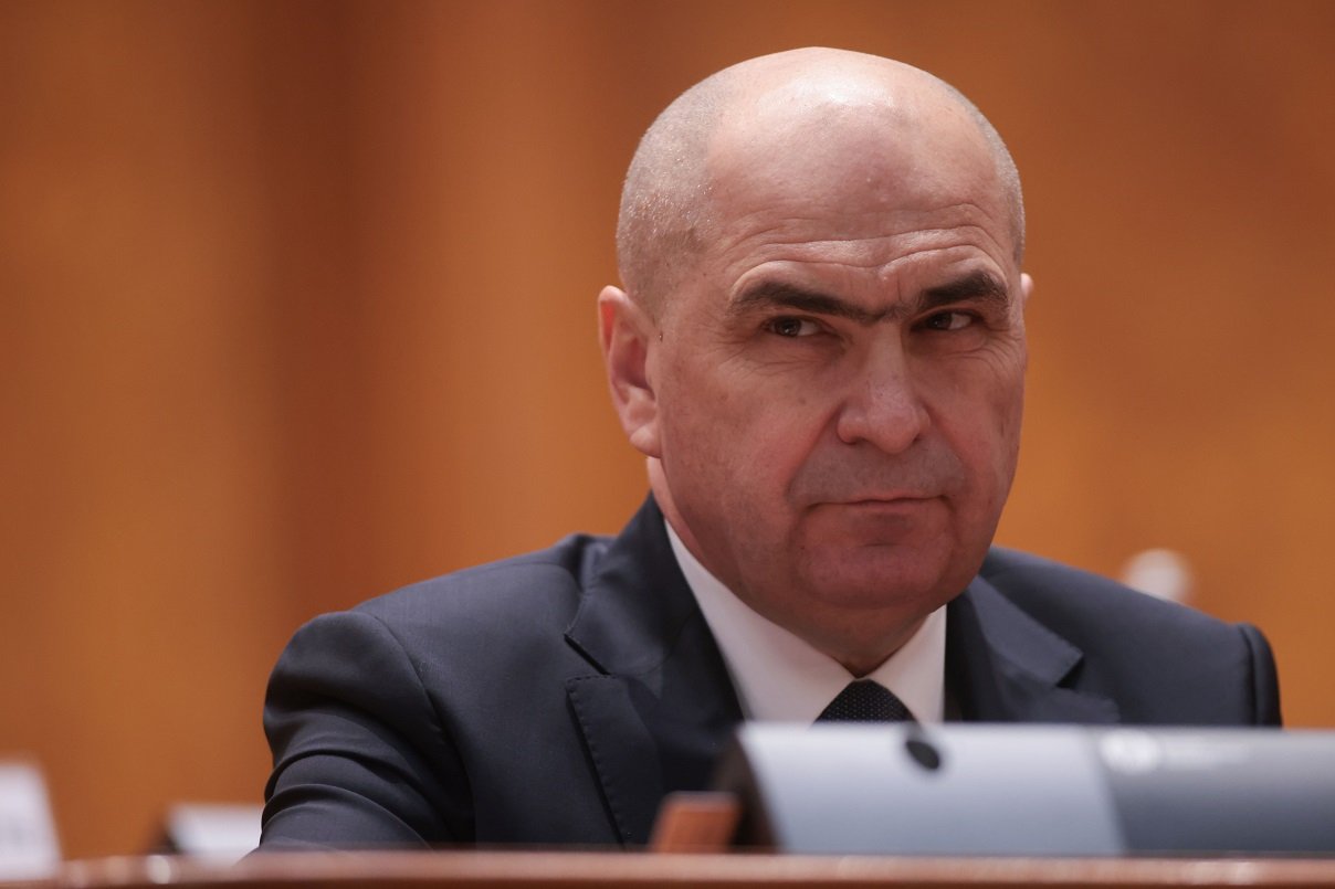 România devine atracție pentru investițiile în sectorul alimentar, iar promovarea producătorilor locali în Europa capătă prioritate La Palatul Victoria, o întâlnire de importanță strategică a adus în prim-plan direcțiile de dezvoltare ale sectorului alimentar din România, într-un context în care investitorii internaționali privesc tot mai atent oportunitățile de creștere din țara noastră