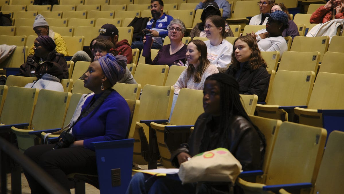 [ad_1] WE Energies a înregistrat o întrerupere a alimentării cu gaz la stația Valley Power Plant din Milwaukee, cauzând probleme de încălzire în zona centrală a orașului și anularea spectacolelor la Marcus Performing Arts Center în ziua de 13 decembrie 2025