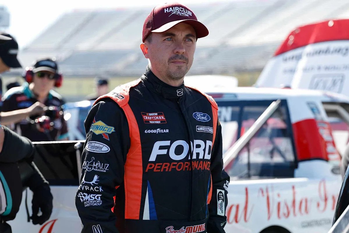 Frankie Muniz povestește revenirea în NASCAR, crezând că se retrage definitiv (exclusiv)