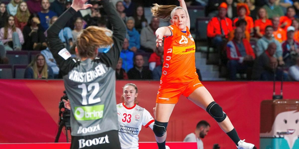 Două transferuri de top în „Liga Florilor” » Jucătoarele de națională au semnat în România până în 2028