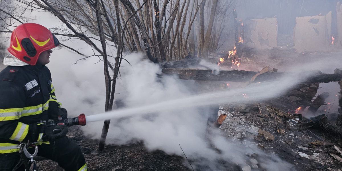 ULTIMA ORĂ! Explozie urmată de incendiu, în Focșani