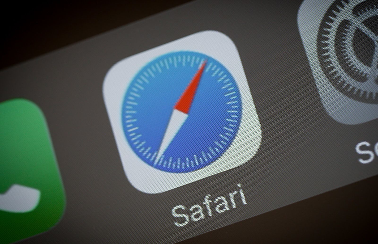 [ad_1] Safari a devenit în ultimii ani browserul de bază pentru iPhone, iPad și Mac, combinând viteza de încărcare cu funcții avansate de protecție a intimității