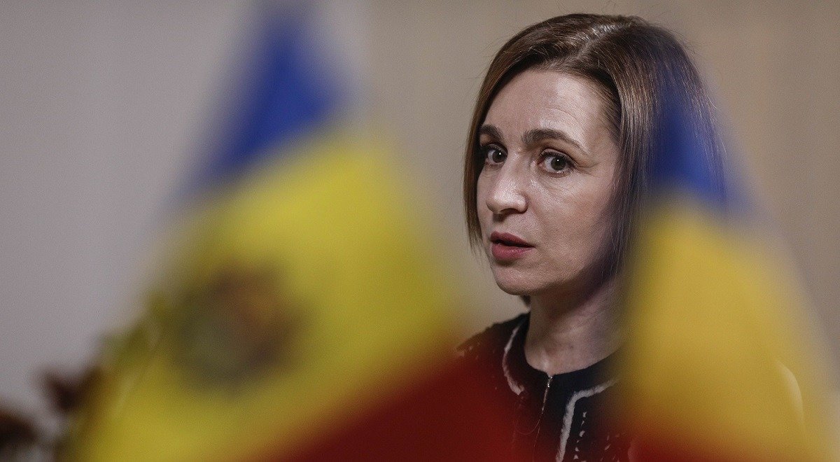 Maia Sandu, aleasă „Liderul Mondial al Anului” de The Telegraph, o recunoaștere globală pentru demersurile sale de consolidare a democrației în Republica Moldova Rezistența în fața presiunilor externe și eforturile pentru consolidarea democrației din Republica Moldova au fost recunoscute internațional prin acordarea distincției de „Liderul Mondial al Anului” de către prestigioasa publicație britanică The Telegraph