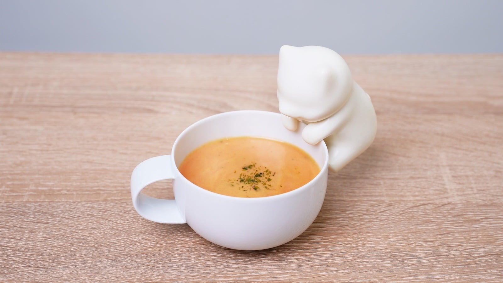 Gadgeturi neobișnuite ce au luat foc în 2025