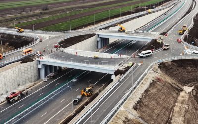 VIDEO Azi s-au deschis încă 50 de km de autostradă. Ruta este una dintre cele mai vitregite până acum