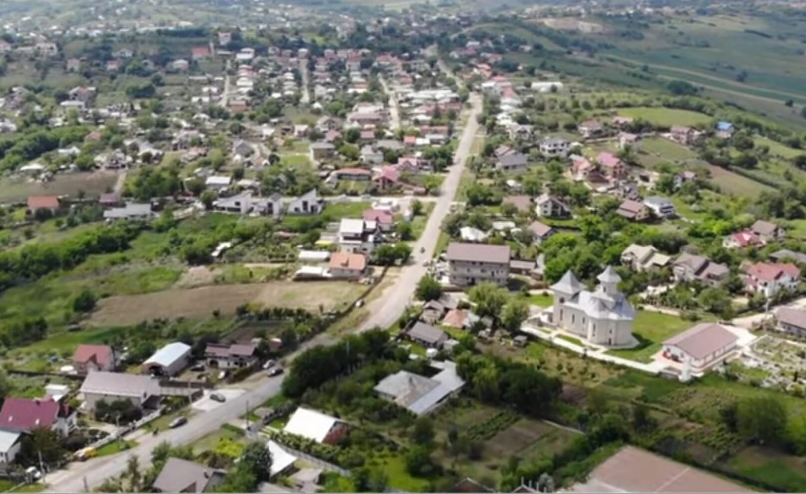 Lupta unui grup de locatari din comuna Rediu pentru anularea unei autorizații ilegale durează de peste cinci ani, dar decizia instanței din 22 decembrie marchează un nou capitol în acest proces lung și complicat