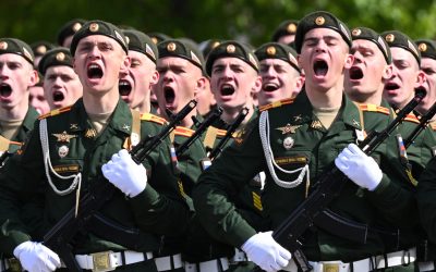 rusia-rusi-moscova-armata-rusia-kremlin.jpg - PresaObiectiva