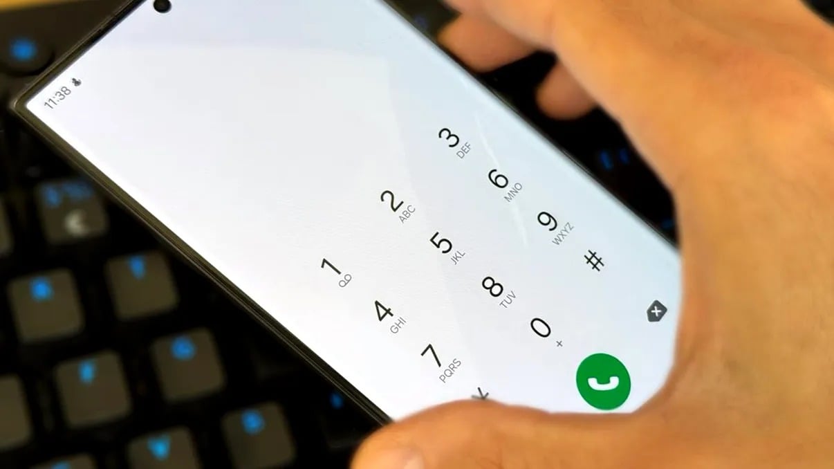 [ad_1] Apelurile SPAM au devenit o prezență constantă în viața cotidiană, iar filtrele oferite de operatorii de telefonie nu reușesc întotdeauna să elimine această problemă