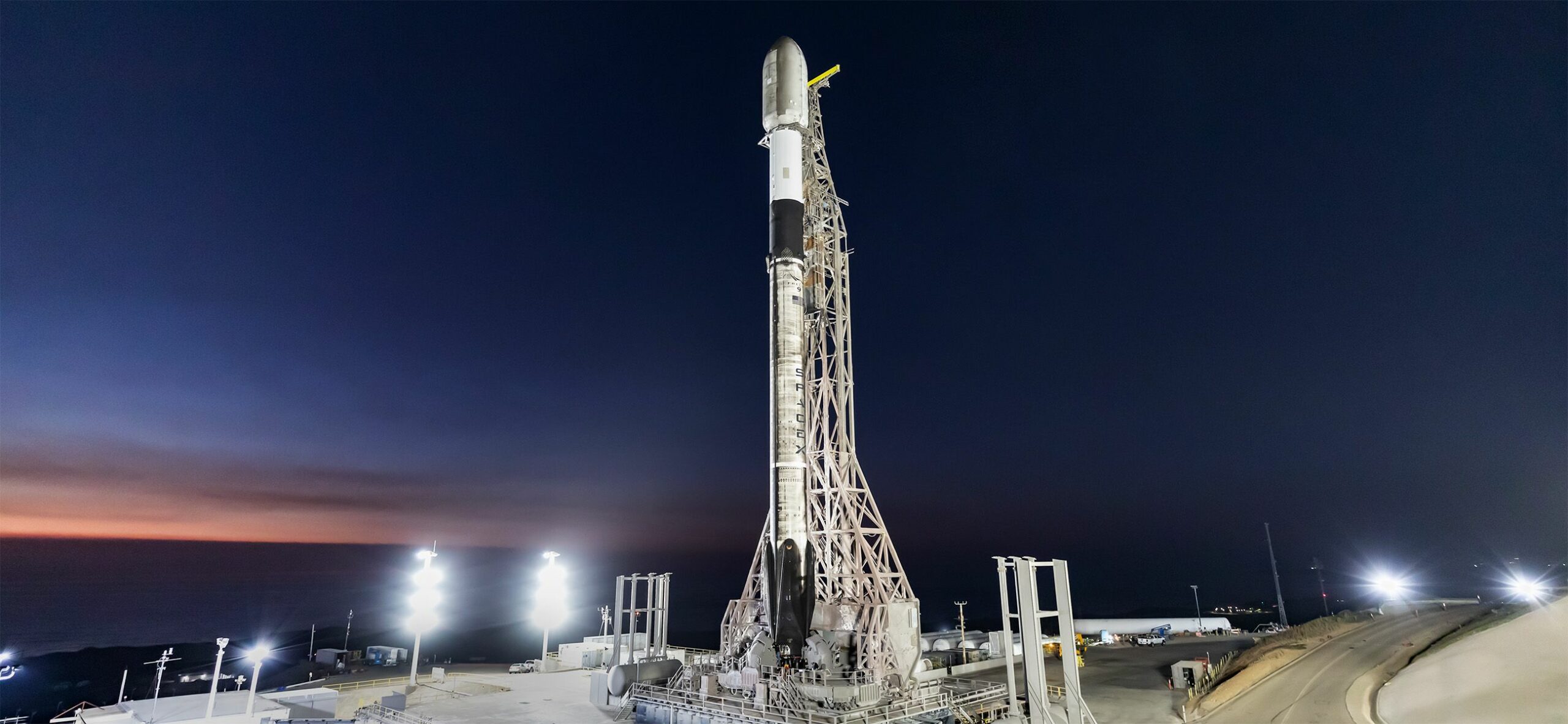 [ad_1] Lansarea SpaceX a dus pe orbită marţi, 2 mai 2025, misiunea clasificată NROL‑77, un echipament de securitate naţională conceput pentru Oficiul Naţional de Recunoaştere al SUA (NRO)