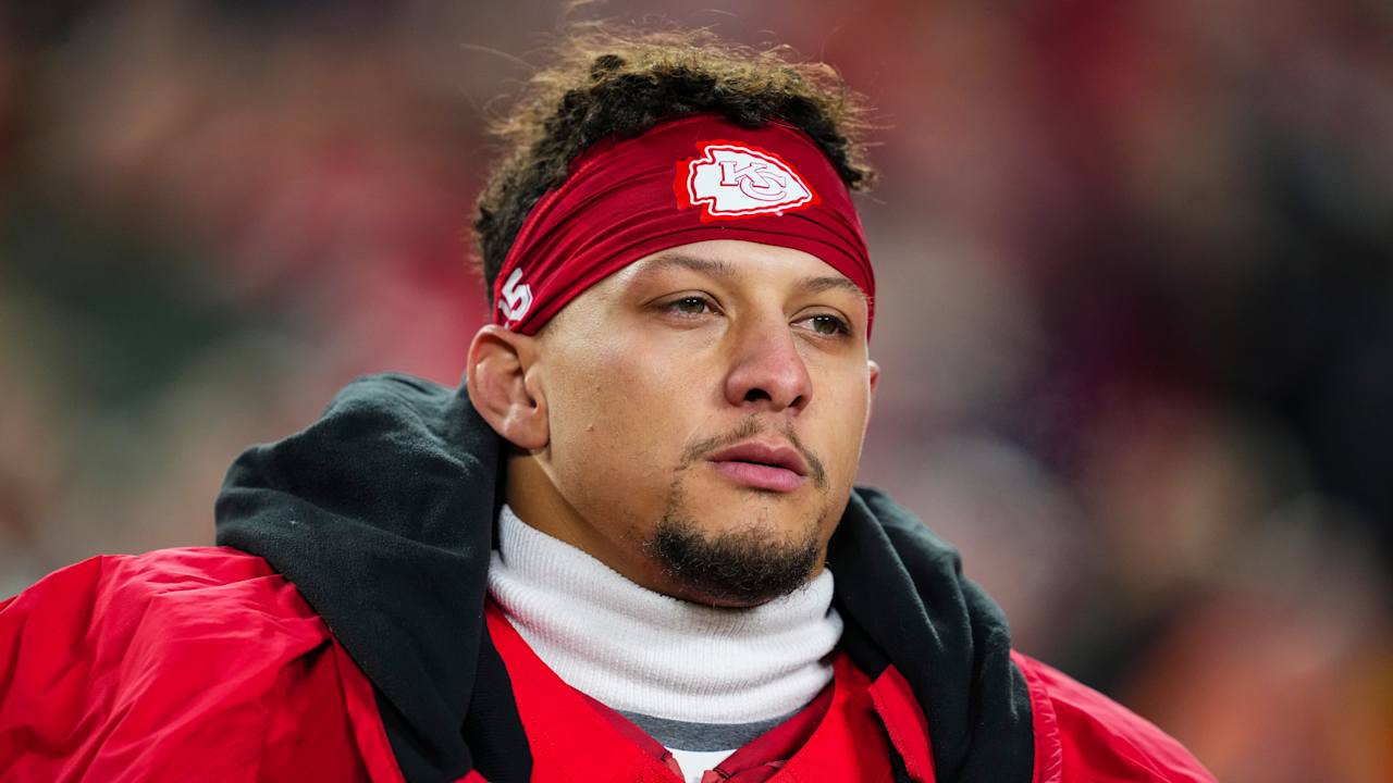 Patrick Mahomes începe rehab după operație la genunchi, vrea să revină în prima săptămână din 2026