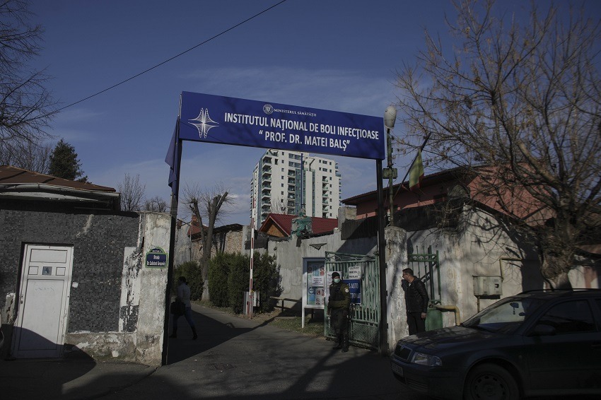 01_matei_bals_covid__INQUAM_Photos.jpg - PresaObiectiva