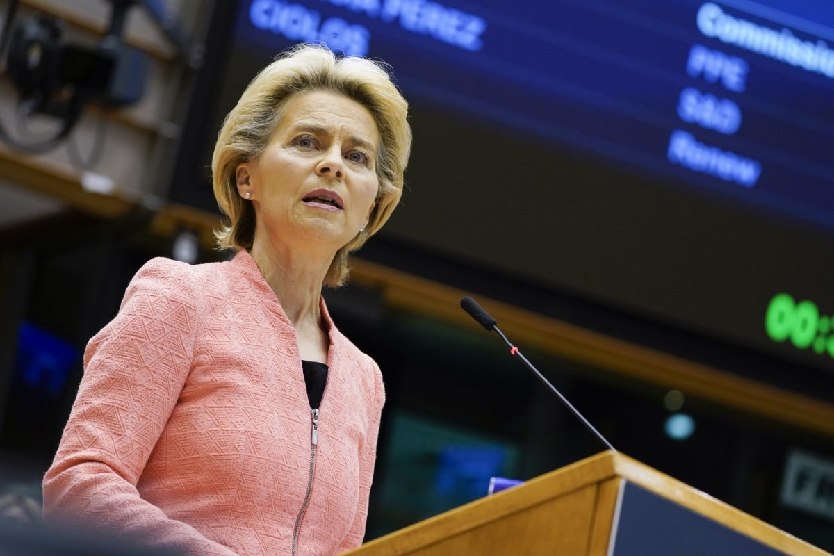 Ursula von der Leyen: independența Europeană, o necesitate pentru supraviețuirea în era schimbărilor globale Președinta Comisiei Europene, Ursula von der Leyen, a subliniat miercuri, în discursul său din Parlamentul European, importanța strategică a consolidării independenței Europei în contextul unei ordini internaționale în continuă transformare