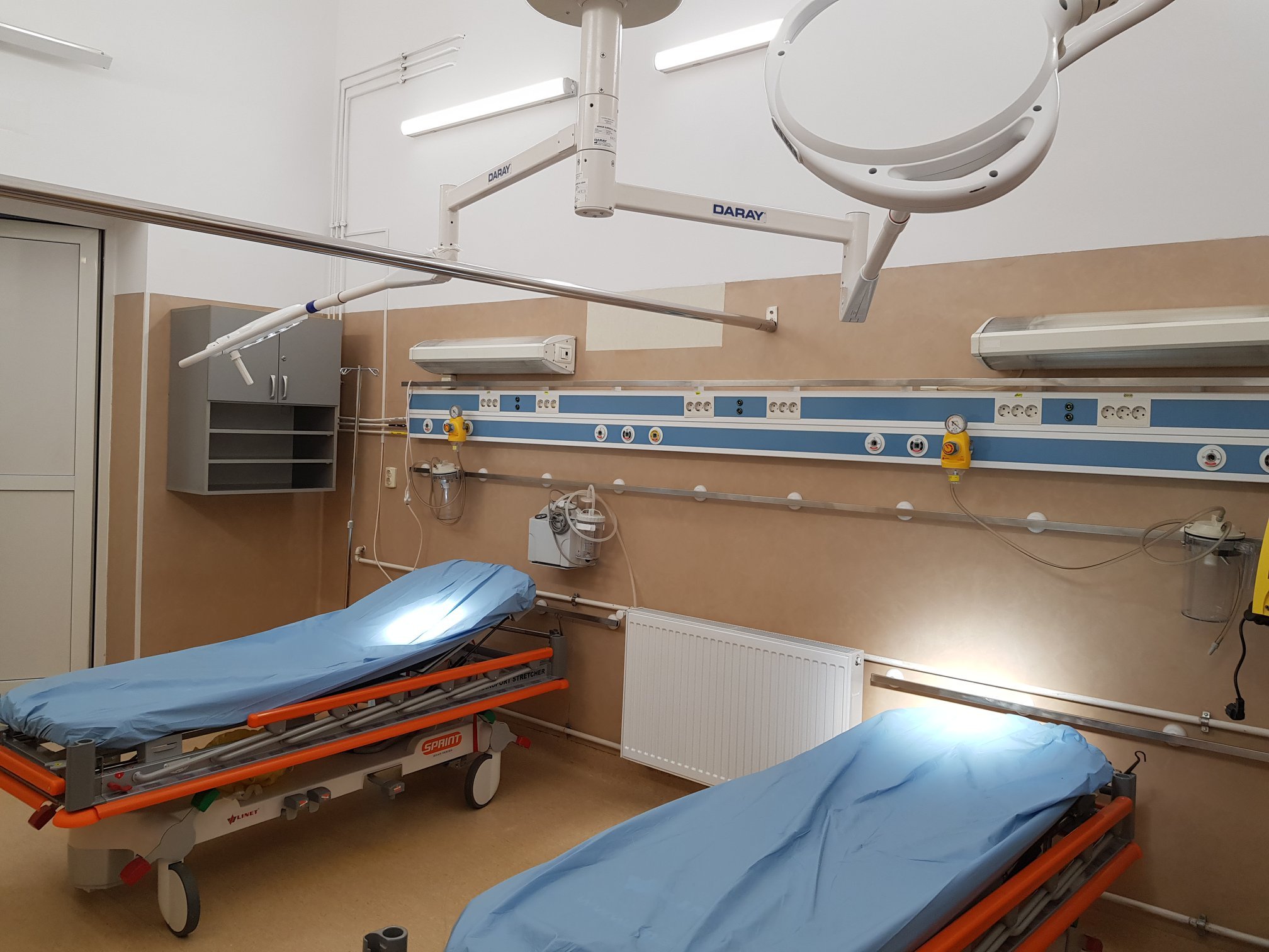 Spitalul de Arși din București, unitatea de referință națională pentru tratamentul arsurilor, se confruntă cu o criză financiară care ar putea afecta operabilitatea sa și, implicit, siguranța pacienților