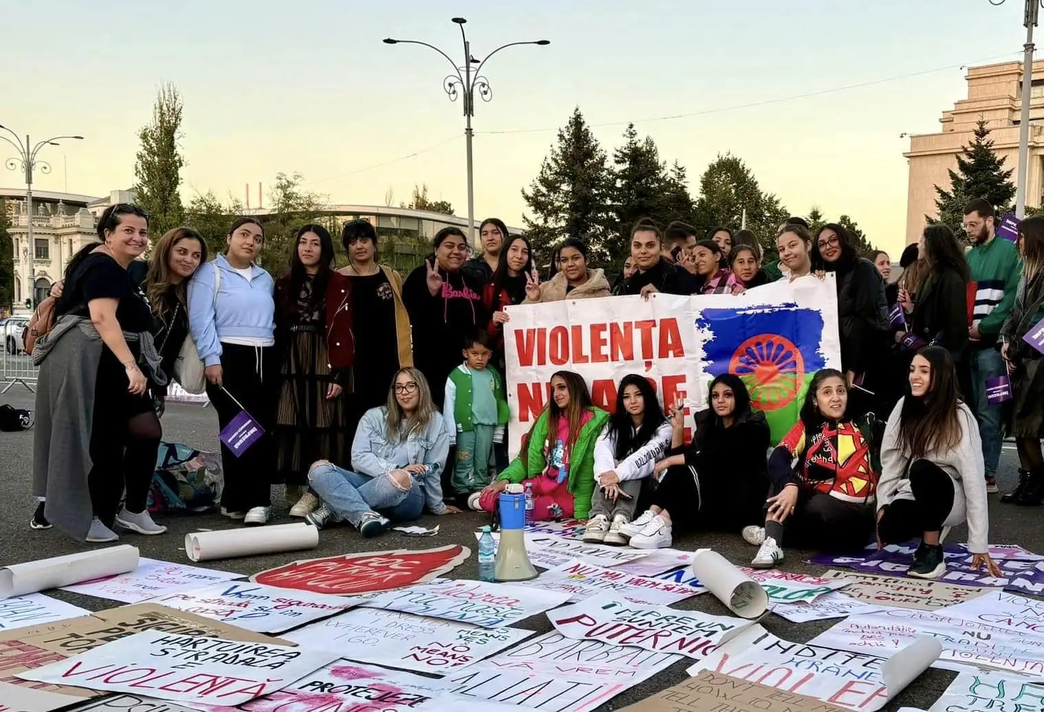 Consiliul General al Municipiului București se pregătește să aprobe un proiect de hotărâre prin care se urmează să fie împuternicit Consiliul Local al Sectorului 2 să încheie un parteneriat cu Fundația Roma Education Fund România (REF)