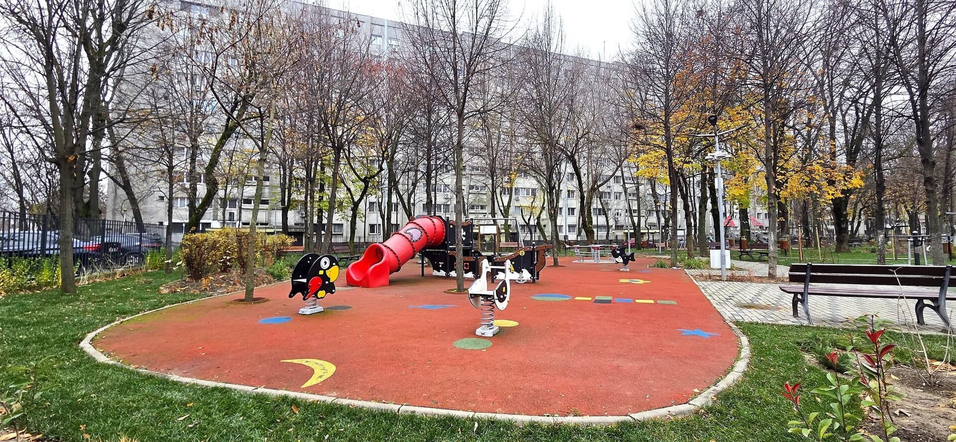 Contract de 2 milioane de euro pentru întreținerea locurilor de joacă și terenurilor de sport în Sectorul 1