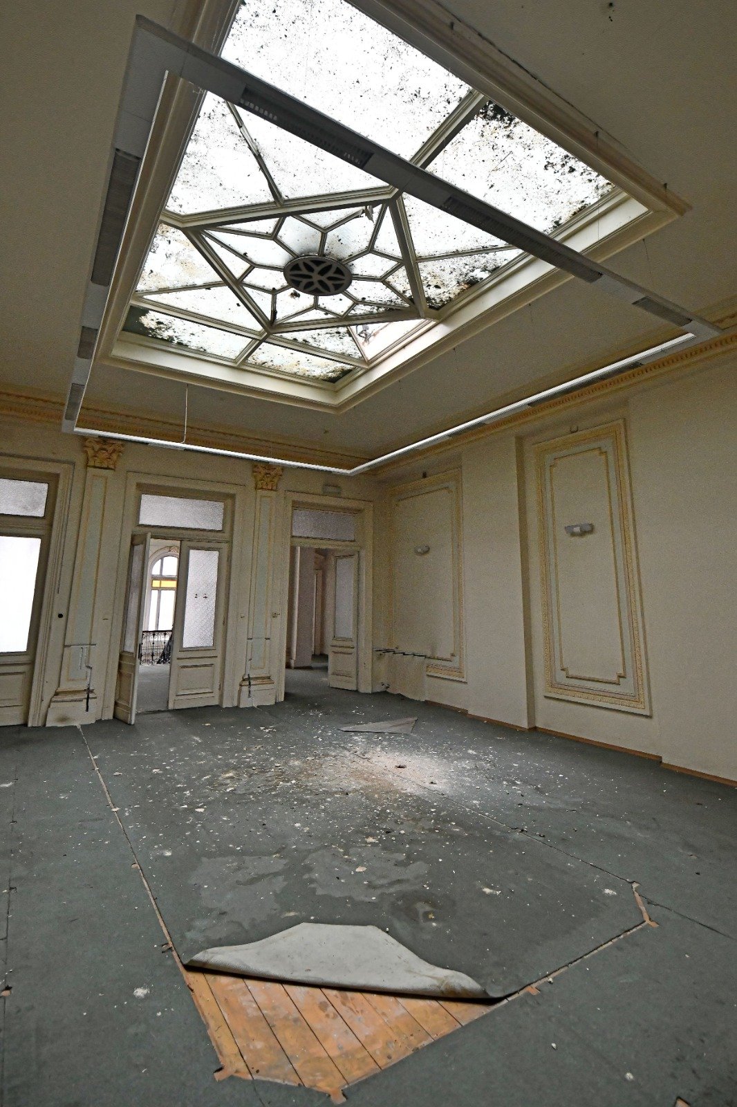 Primăria Capitalei investește în consolidarea clădirilor cu risc seismic pentru a asigura siguranța locuitorilor și patrimoniului istoric Primăria Municipiului București avansează cu proiectul de consolidare a patru clădiri de peste 100 de ani, considerate a fi în pericol iminent din cauza riscului seismic