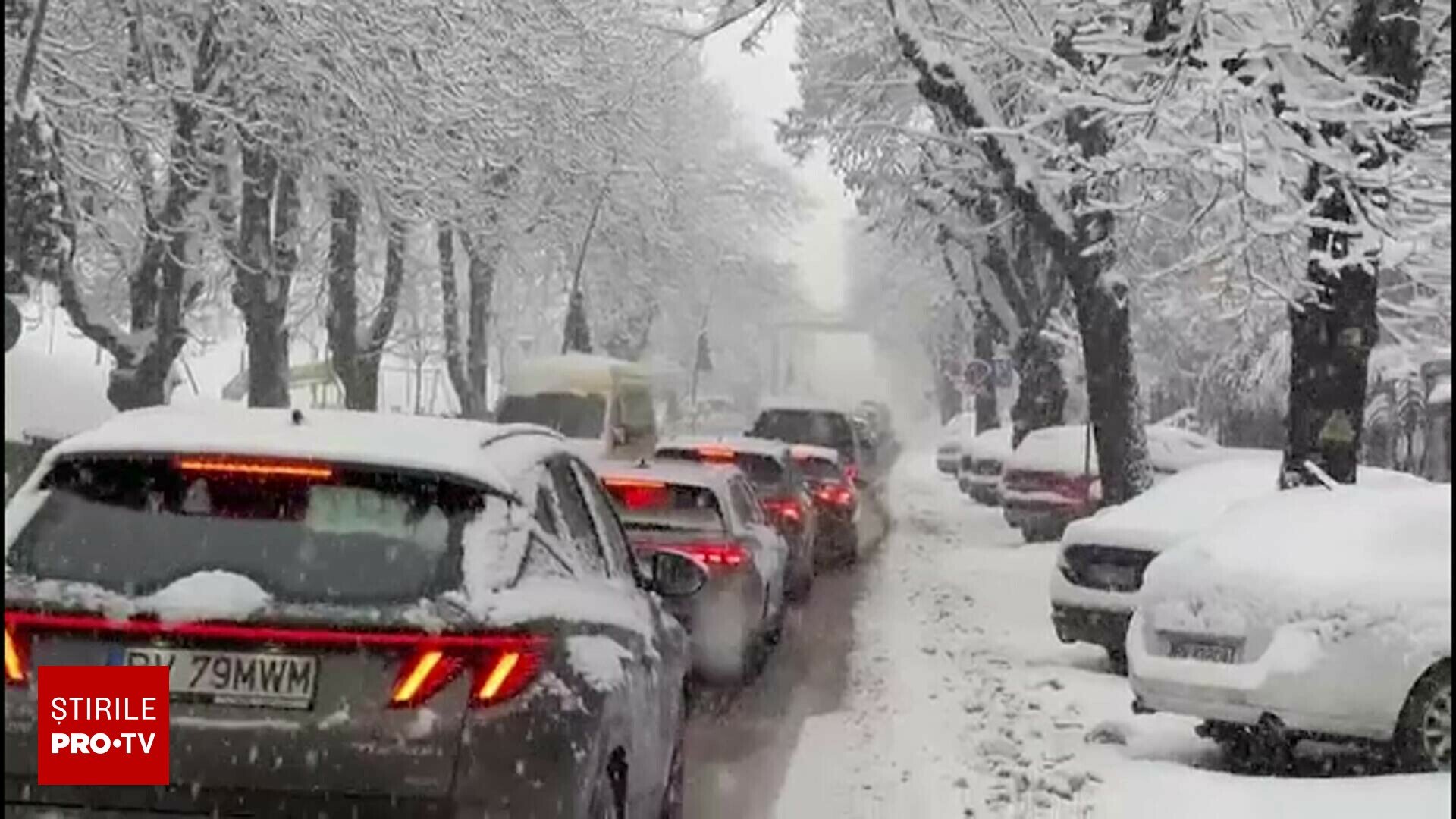 Jumătate de țară sub zăpadă: trafic blocat și probleme de electricitate A nins abundent în ultimele zile, iar efectele se fac resimțite în întreaga țară