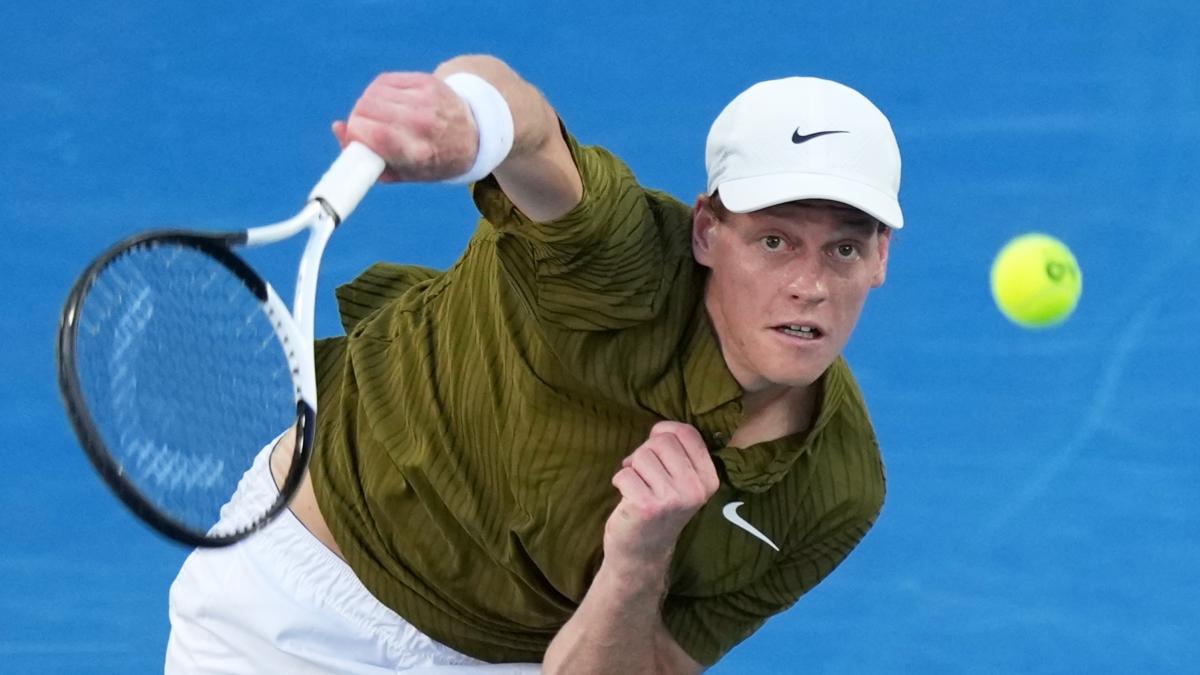 Sinner continuă cursa la Australian Open cu o victorie convingătoare Jannik Sinner demonstrează din nou de ce este considerat unul dintre cei mai promițători jucători de tenis din lume