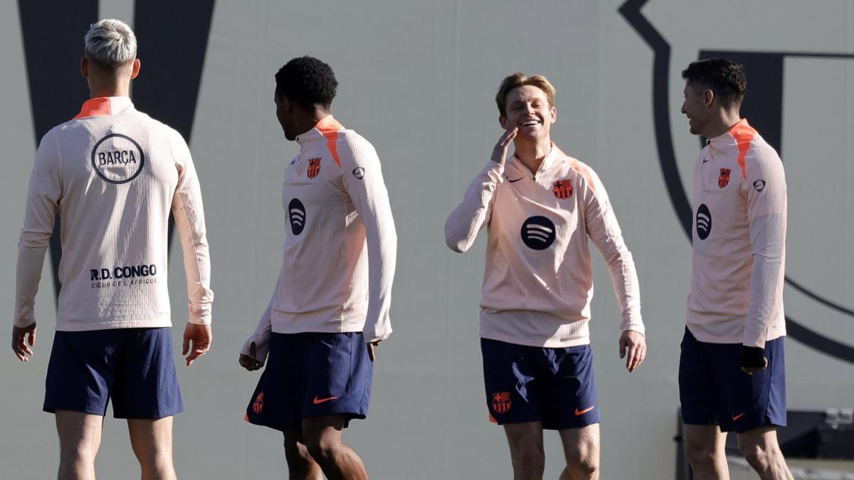 FC Barcelona se pregătește să înfrunte Elche în lupta pentru titlul LaLiga FC Barcelona, liderul competiției, va juca sâmbătă împotriva echipei Elche, în cadrul etapei a 24-a din LaLiga