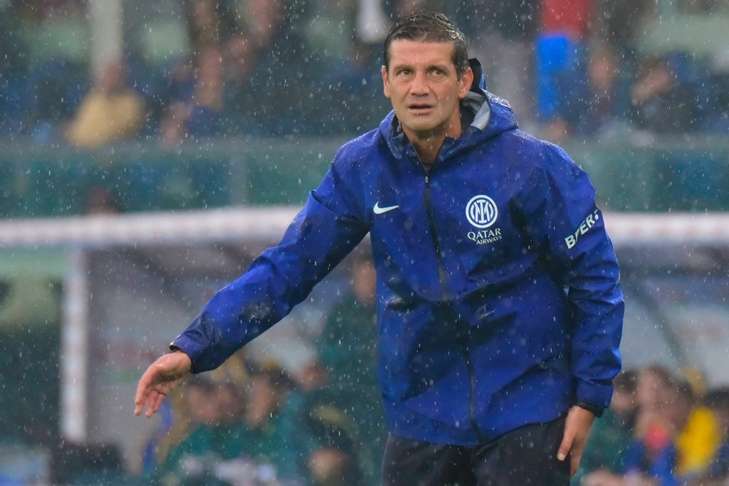 Inter Milano, o forță în Serie A, a avut o seară palidă în Champions League, suferind o înfrângere categorică pe teren propriu în fața echipei londoneze Arsenal