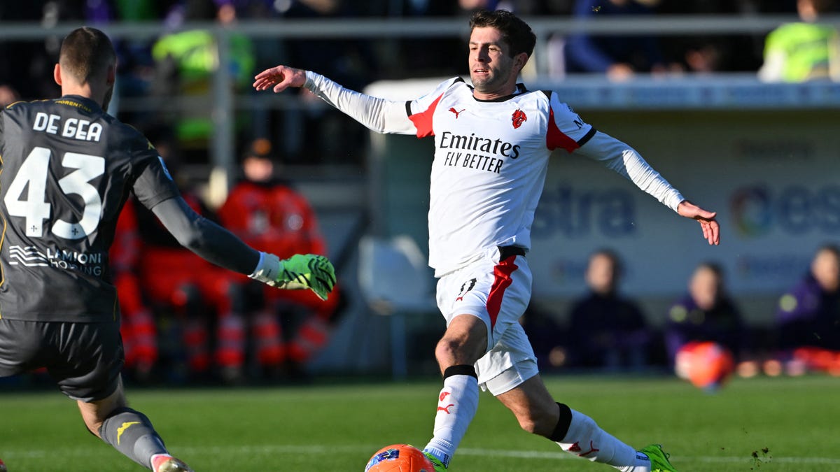 AC Milan se confruntă cu o provocare: Pulisic pe bancă în meciul împotriva lui Como AC Milan, secondată de absența starului său, Christian Pulisic, își va continua parcursul în Serie A joi, în confruntarea cu Como