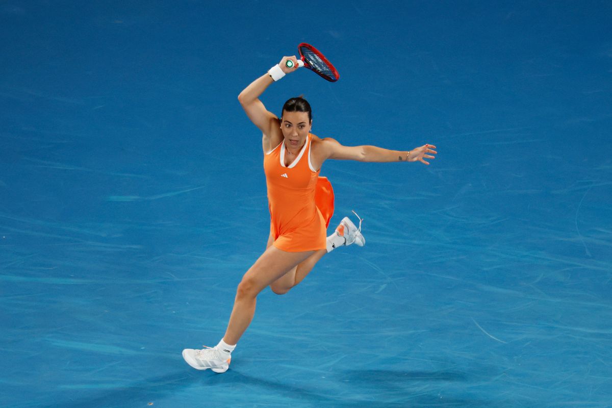 Gabriela Ruse, eliminată de la Australian Open după un meci curajos cu Mirra Andreeva Gabriela Ruse a disputat ieri un meci precursor pe Rod Laver Arena, dar a fost învinsă de tânăra rusoaică Mirra Andreeva, numărul 7 mondial, cu 6-3, 6-4