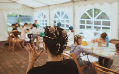 Adina-Soare-fata-cu-planete-in-par-foto-@Ioana-Cirlig-2.jpg - PresaObiectiva