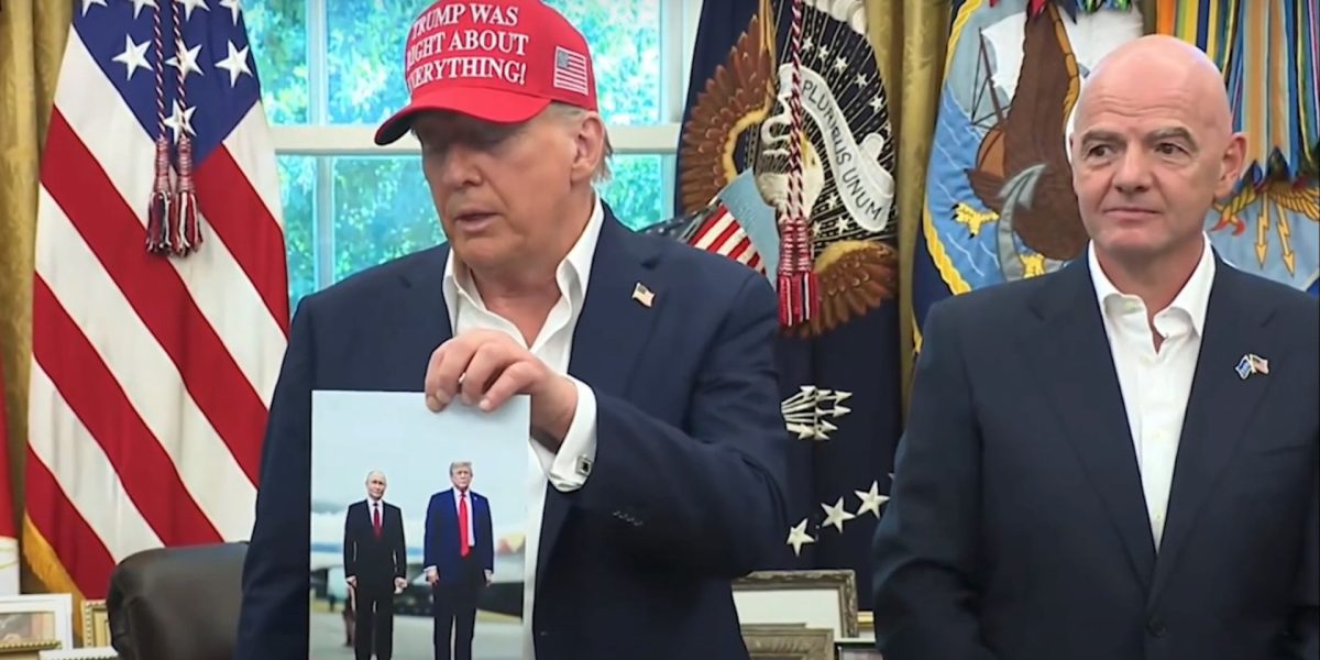 Donald-Trump-anunta-tragerea-la-sorti-pentru-mondialul-de-Fotbal-din-2026.jpg - PresaObiectiva