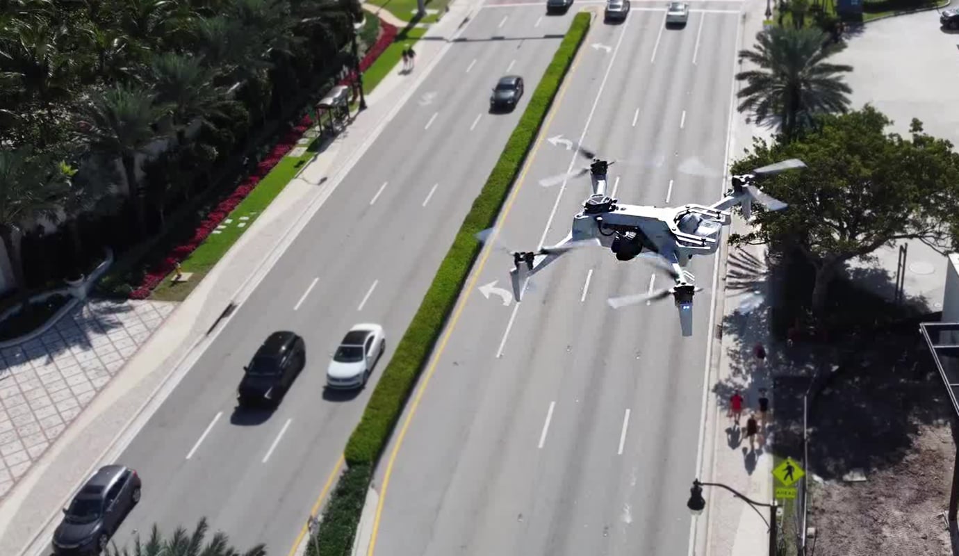 Tehnologia dronelor continuă să-și extindă dominația asupra staților de poliție din Statele Unite, marcând un punct de cotitură în modul în care autoritățile comunitare monitorizează și gestionează siguranța publică