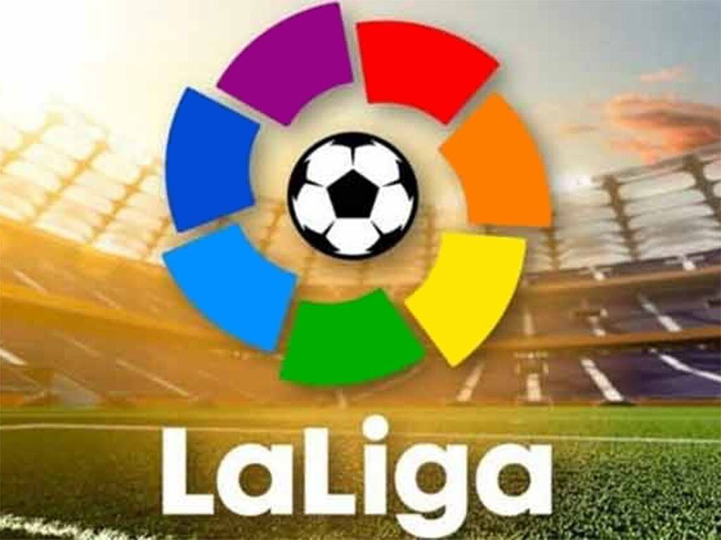 Akor Adams salvează Sevilla într-un meci dramatic cu Elche Akor Adams a fost eroul Sevilla în partida disputată duminică seara, reușind să înscrie un gol în minutul 75 și convertind un penalty în ultimele secunde ale meciului, salvând astfel un punct prețios pentru andaluzi