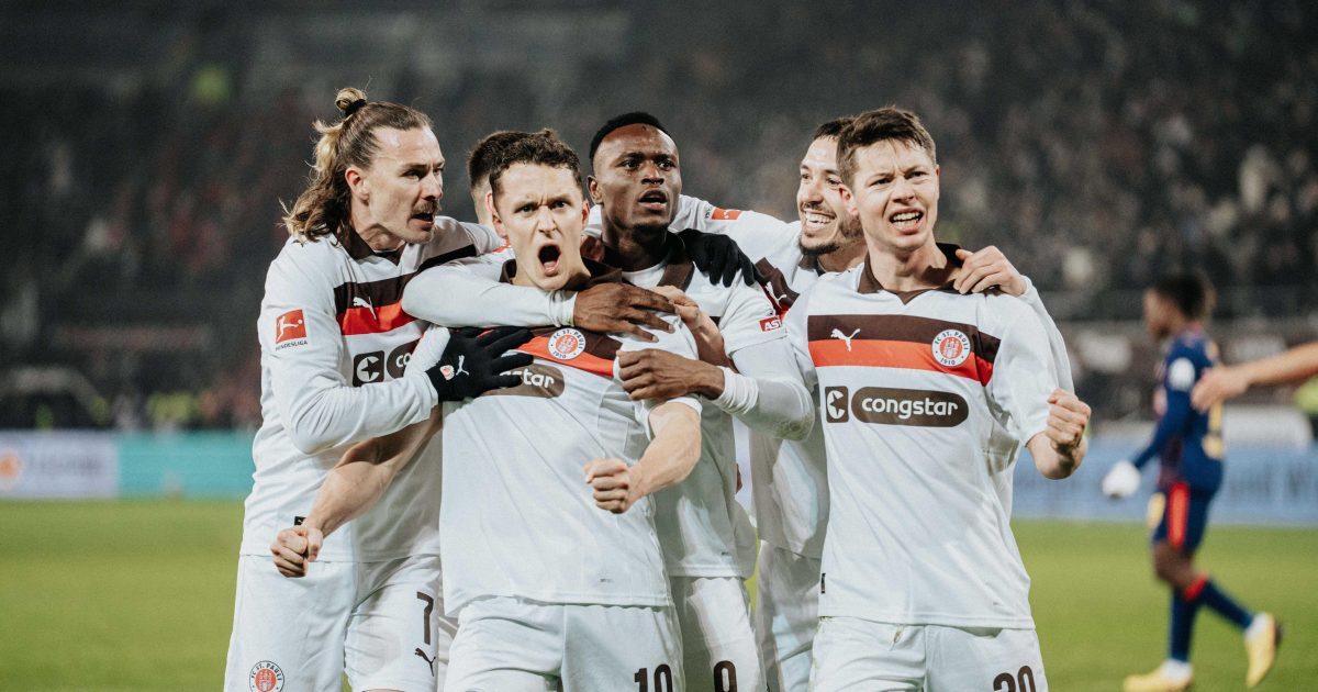 FC St. Pauli înfruntă Leipzig în meciul de recuperare din 2526