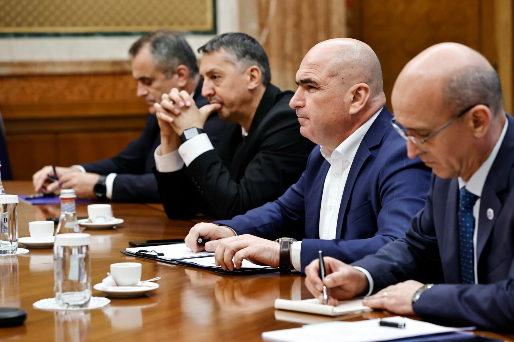 Premierul anunță numirea unui nou ministru al Educației până la sfârșitul lunii, despre “sarcificiul personal” al fostului ministru Daniel David