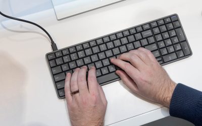 HP-EliteBoard-G1a-scaled.jpg - PresaObiectiva