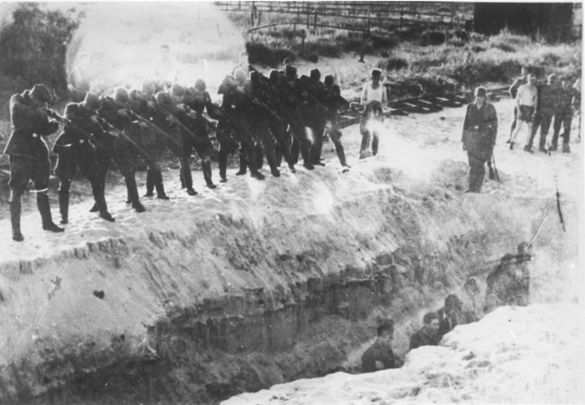 Zilele filmului „Memoria Holocaustului” la Muzeul Țăranului încep vineri, cu documentare și animații despre exterminarea evreilor