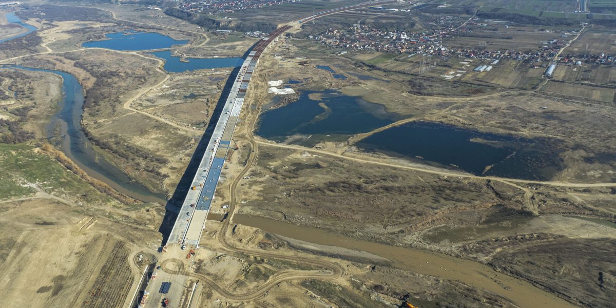 ID295785_INQUAM_Photos_Casian_Mitu-scaled.jpg - PresaObiectiva