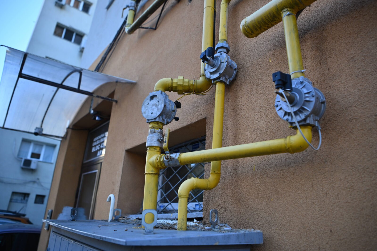 O avarie la rețeaua de distribuție a gazelor naturale a provocat luni dimineață întreruperi semnificative în Sectorul 1 al Capitalei, afectând peste trei mii de locuințe și spații comerciale din zonele învecinate