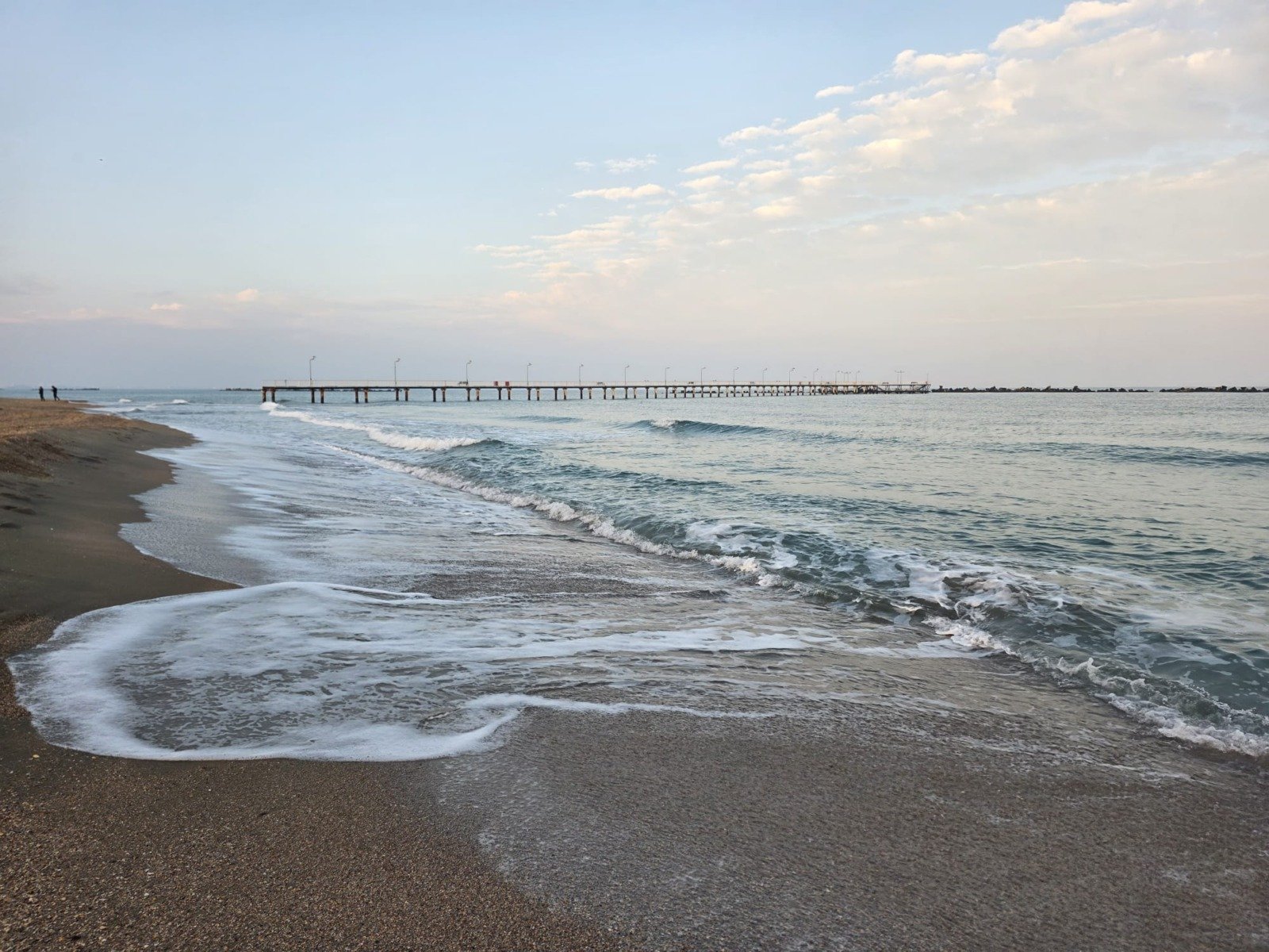 Curtea Constituțională a României analizează, în cadrul unei proceduri cruciale, sesizarea depusă de președintele țării, Nicuşor Dan, referitoare la legea privind utilizarea plajei Mării Negre