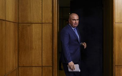 INSTANT_GUV_CONF_BOLOJAN_014_INQUAM_Photos_Octav_Ganea-1.jpg - PresaObiectiva