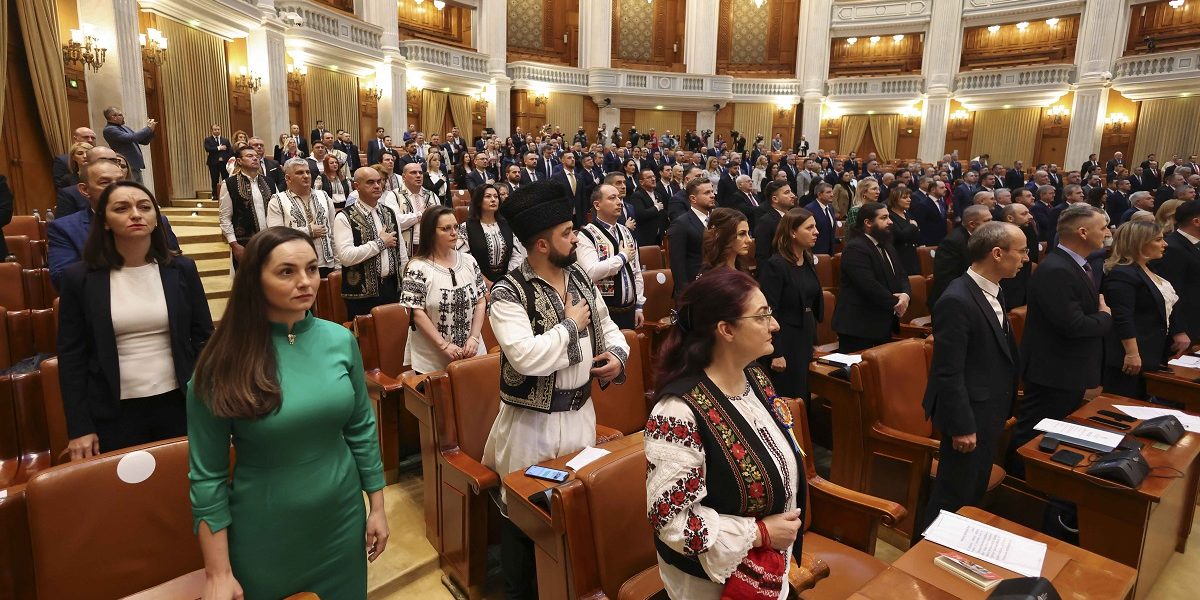 INSTANT_PARLAMENT_004_INQUAM_Photos_George_Calin.jpg - PresaObiectiva