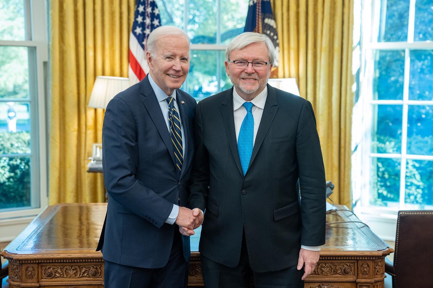 Kevin Rudd, fost premier al Australiei și actualmente ambasador al țării în Statele Unite, și-a anunțat oficial demisia din postul diplomatic, într-un moment controversat care a atras atenția asupra relațiilor bilaterale și a comportamentului public al unui diplomat de rang înalt