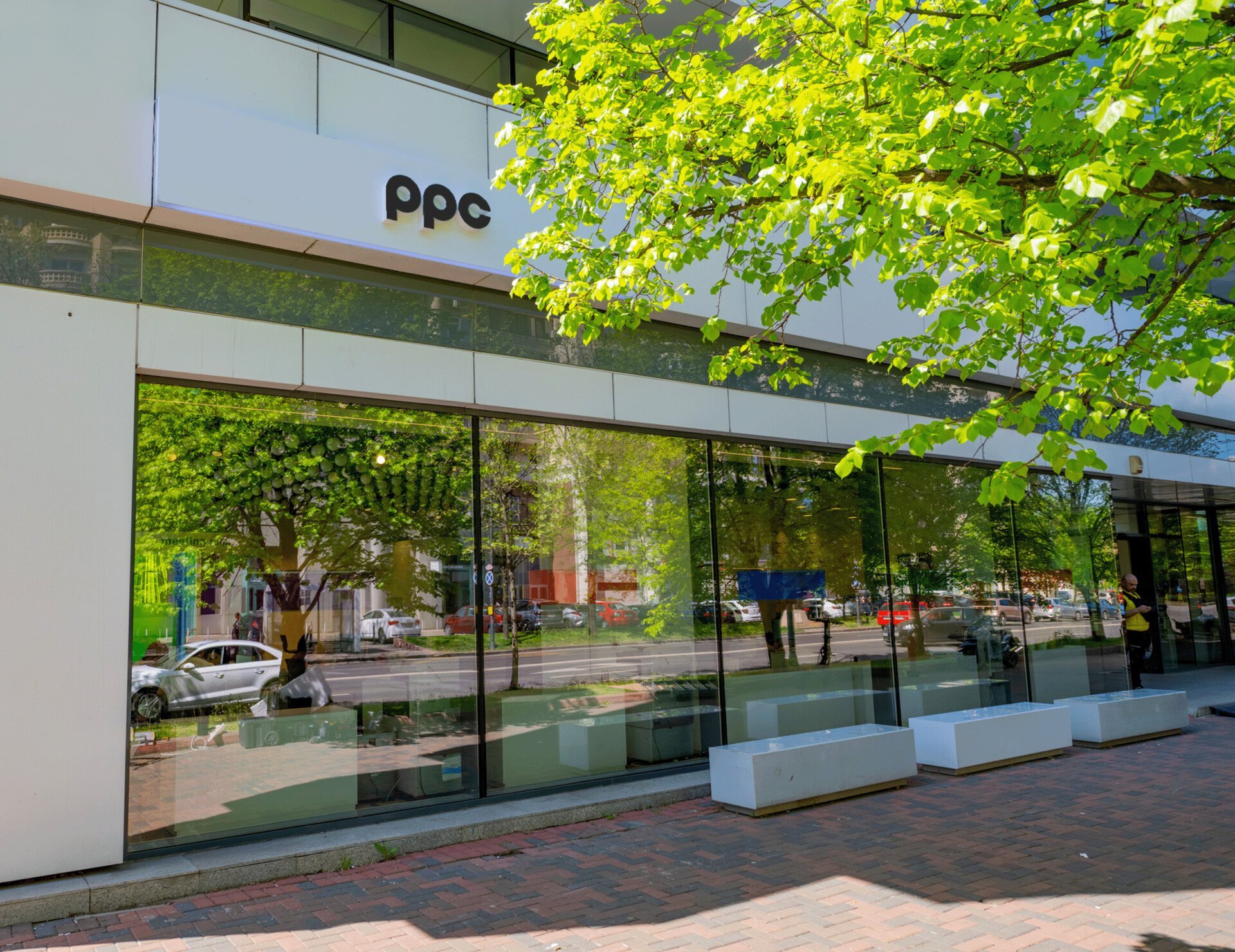 Magazinele PPC Energie din București, Giurgiu și Ilfov vor fi închise pe 6 și 7 ianuarie, zile libere legale, conform anunțului oficial al companiei