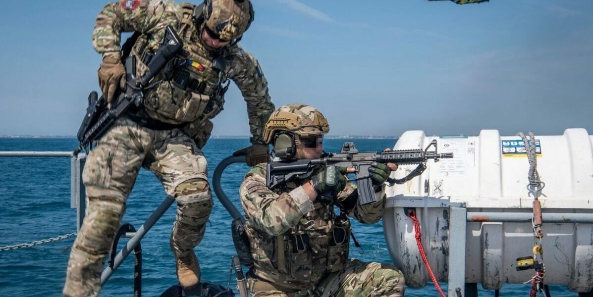 Militari-romani-Fortele-pentru-Operatii-Speciale-Exercitii-militare-e1666878717713.jpeg - PresaObiectiva