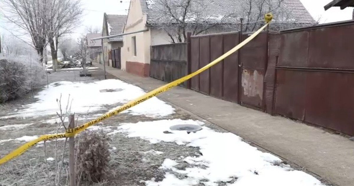 Teroare în Cenei: Părinții se tem pentru copiii lor după crima comisă de adolescenți După un incident tragic în care un băiat de 15 ani a fost ucis de trei adolescenți, părinții din comuna Cenei, județul Timiș, trăiesc în stare de panică