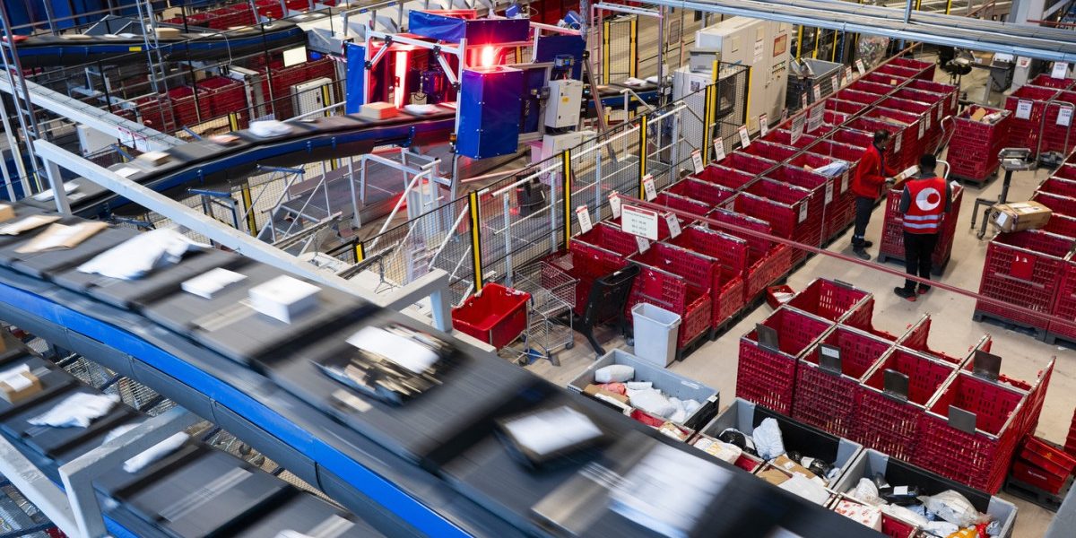 MzQ3YWZkMDdiMDA1NmQ5NDA3ZTc2OWZjMGM4MWM2.thumb_.jpg - PresaObiectiva