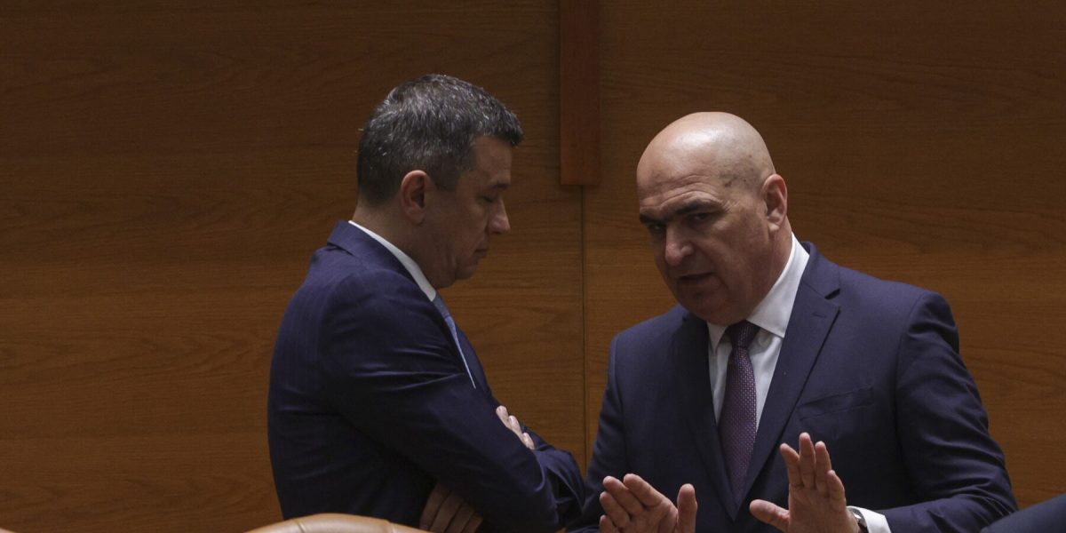 PARLAMENT_ASUMARE_5_PACHETE_BOLOJAN_002_INQUAM_Photos_Octav_Ganea-e1756747349369.jpg - PresaObiectiva