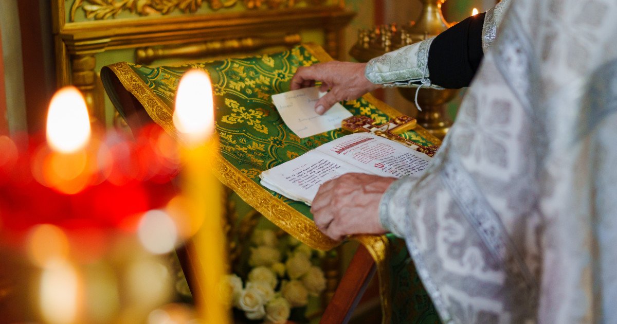 Ianuarie 2026: O lună plină de sărbători în calendarul ortodox Luna ianuarie 2026 aduce în calendarul ortodox o serie de sărbători importante, marcate cu cruce roșie, ce îmbină tradiția, credința și istoria Bisericii