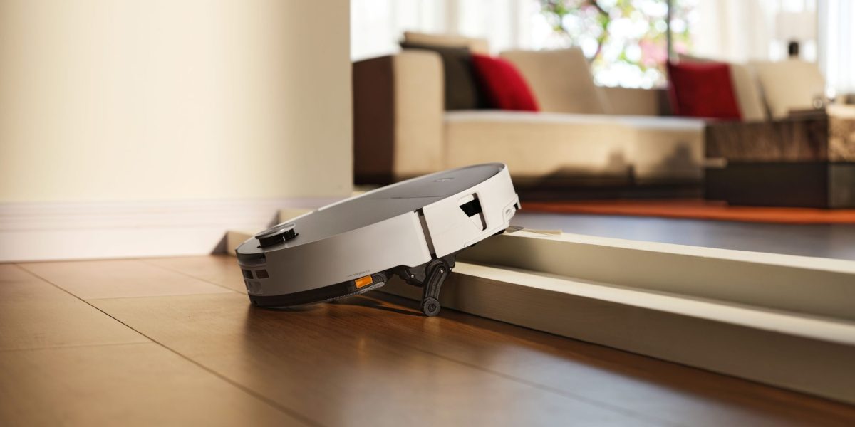 Roborock-Saros-20-Sonic-scaled.jpg - PresaObiectiva