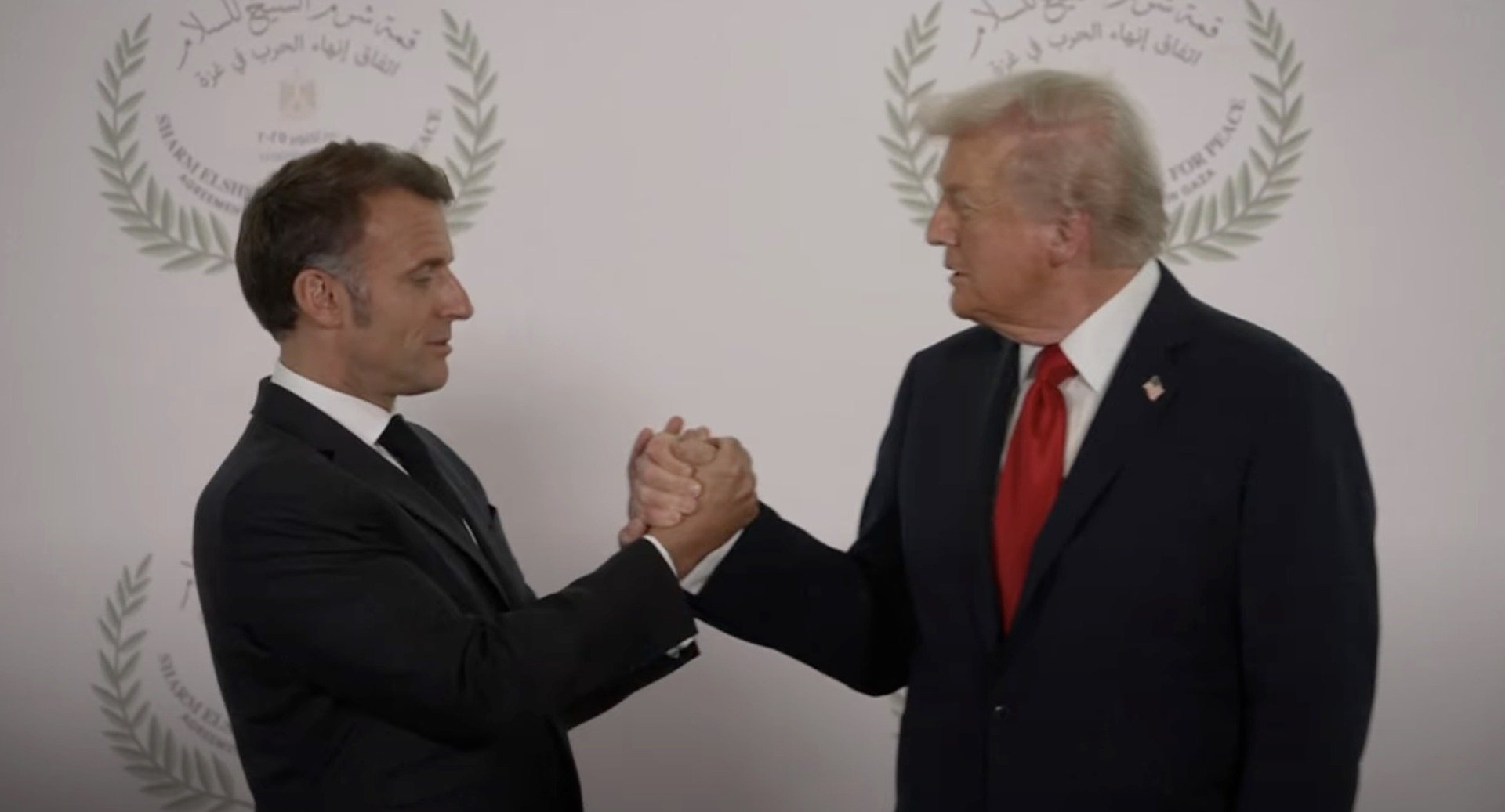 Franța respinge acuzațiile lui Donald Trump legate de presiuni asupra președintelui Emmanuel Macron Guvernul francez a respins vehement, miercuri, afirmațiile fostului președinte american Donald Trump, conform cărora acesta ar fi exercitat presiuni asupra președintelui Emmanuel Macron pentru a majora prețurile medicamentelor pe piața internă franceză